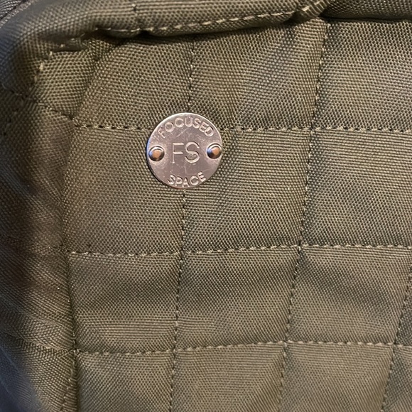 Green and black BACKPACK. - Picture 2 of 4